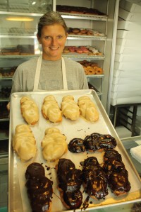 Take your pick of “doublaro twists” glazed with either chocolate or maple
